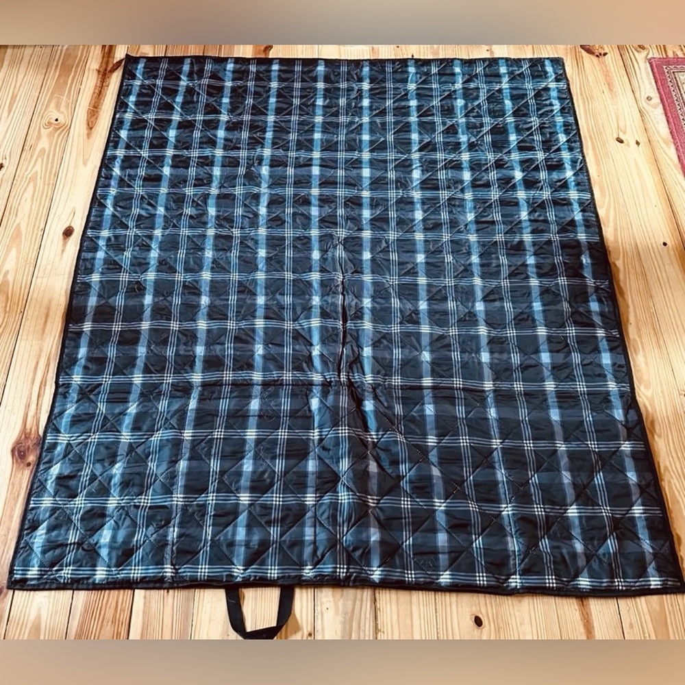 Pic-Nic Plaid Quilted Blanket on the Go with handle